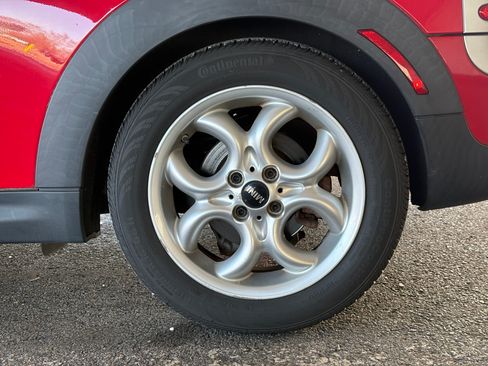 Used 2011 MINI Cooper Clubman image 22