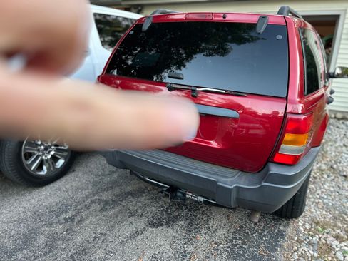 Used 2004 Jeep Grand Cherokee Laredo w/ Convenience Group image 23