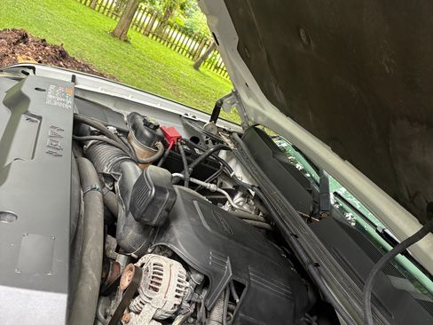 Used 2012 Chevrolet Silverado 2500 W/T AWD/4WD image 6