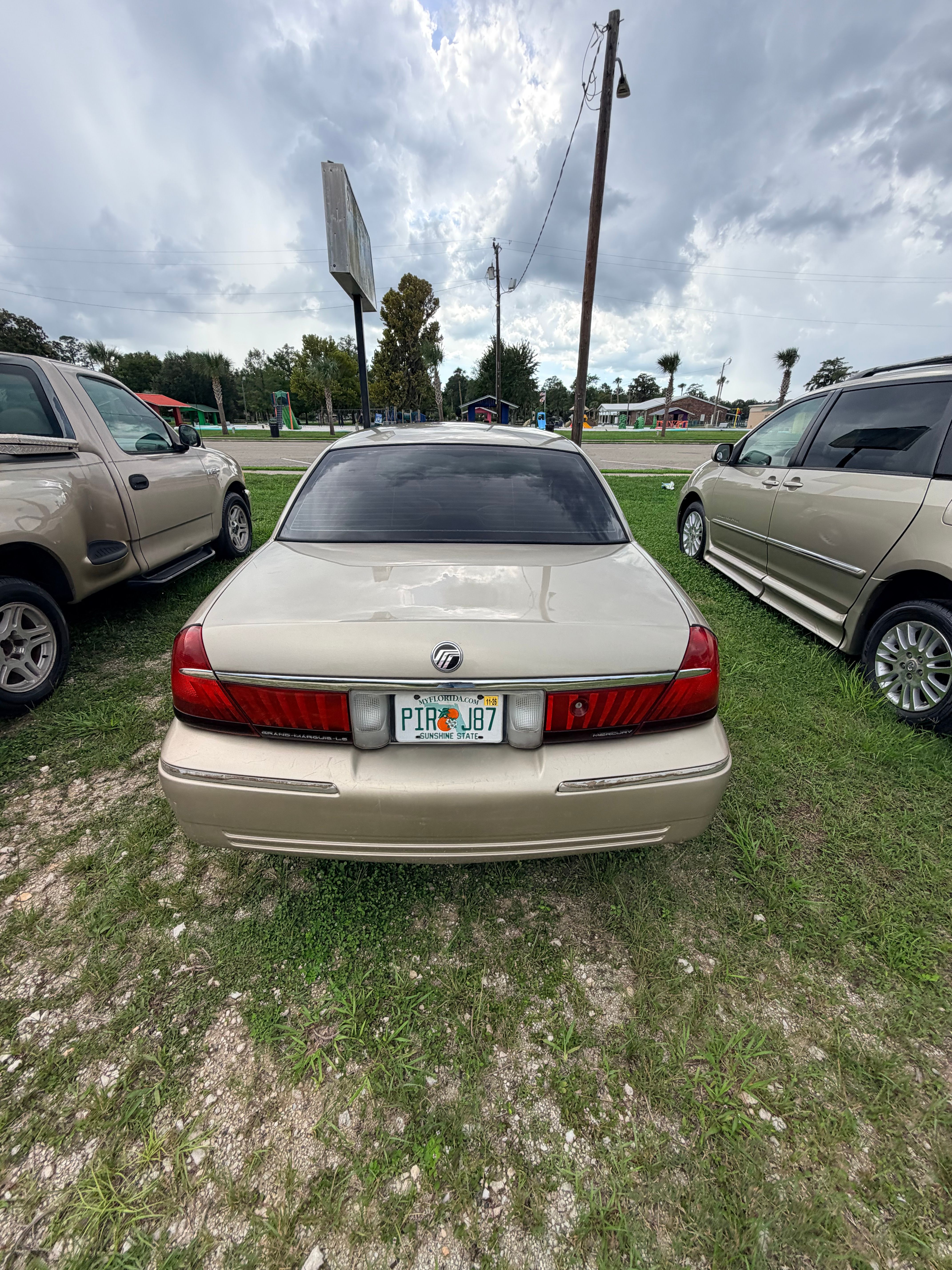 Used 2000 Mercury Grand Marquis LS RWD image 8