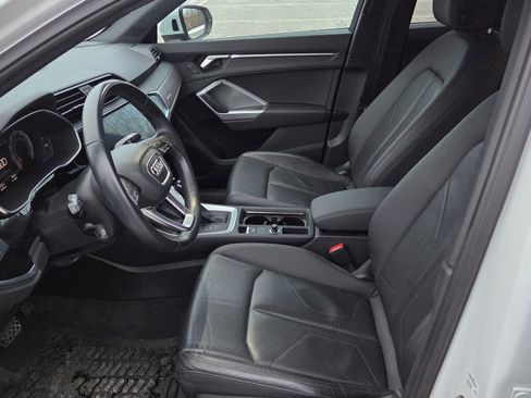 Used 2019 Audi Q3 2.0T Premium Plus image 8