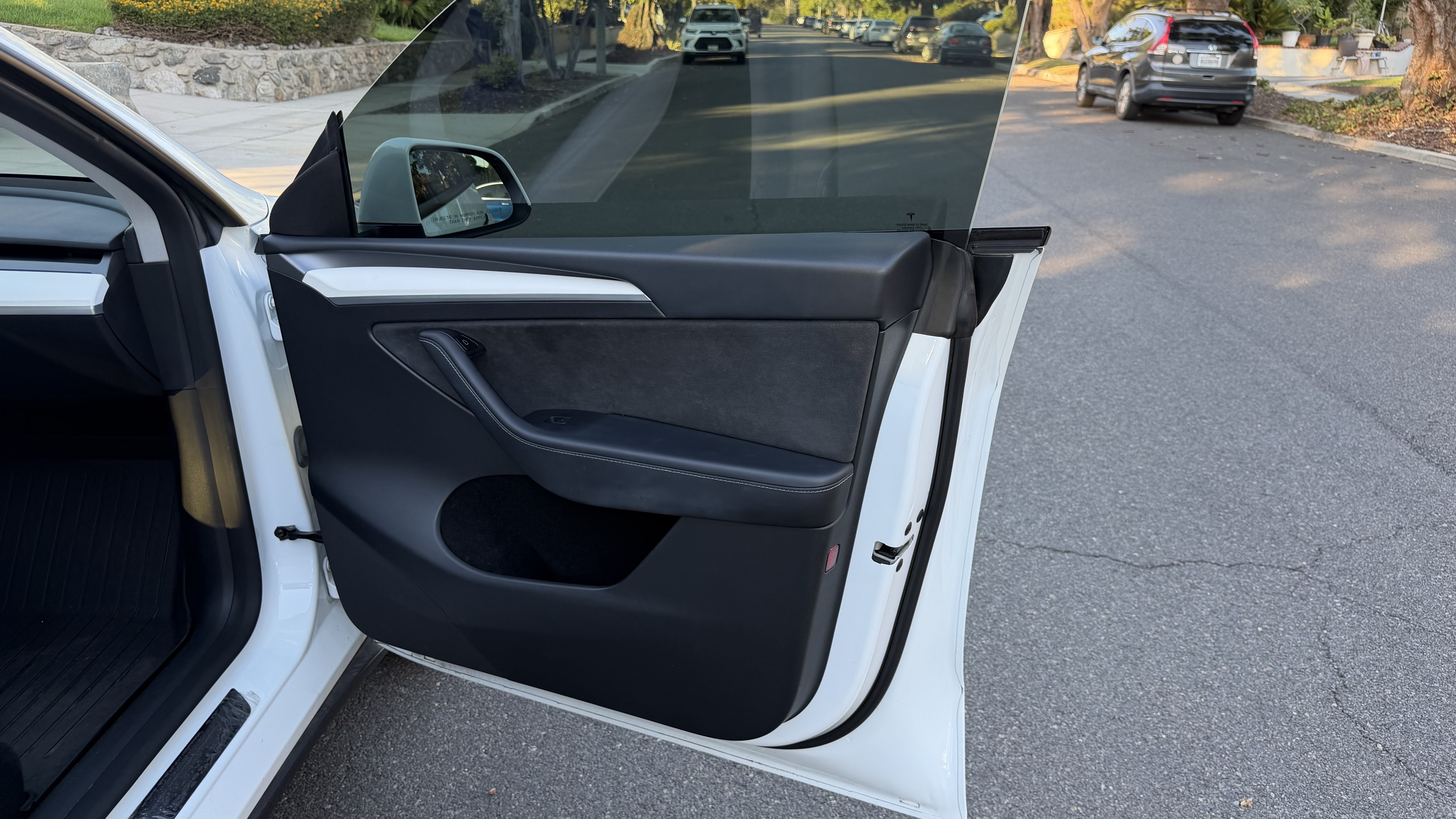 Used 2023 Tesla Model Y Long Range AWD/4WD image 11