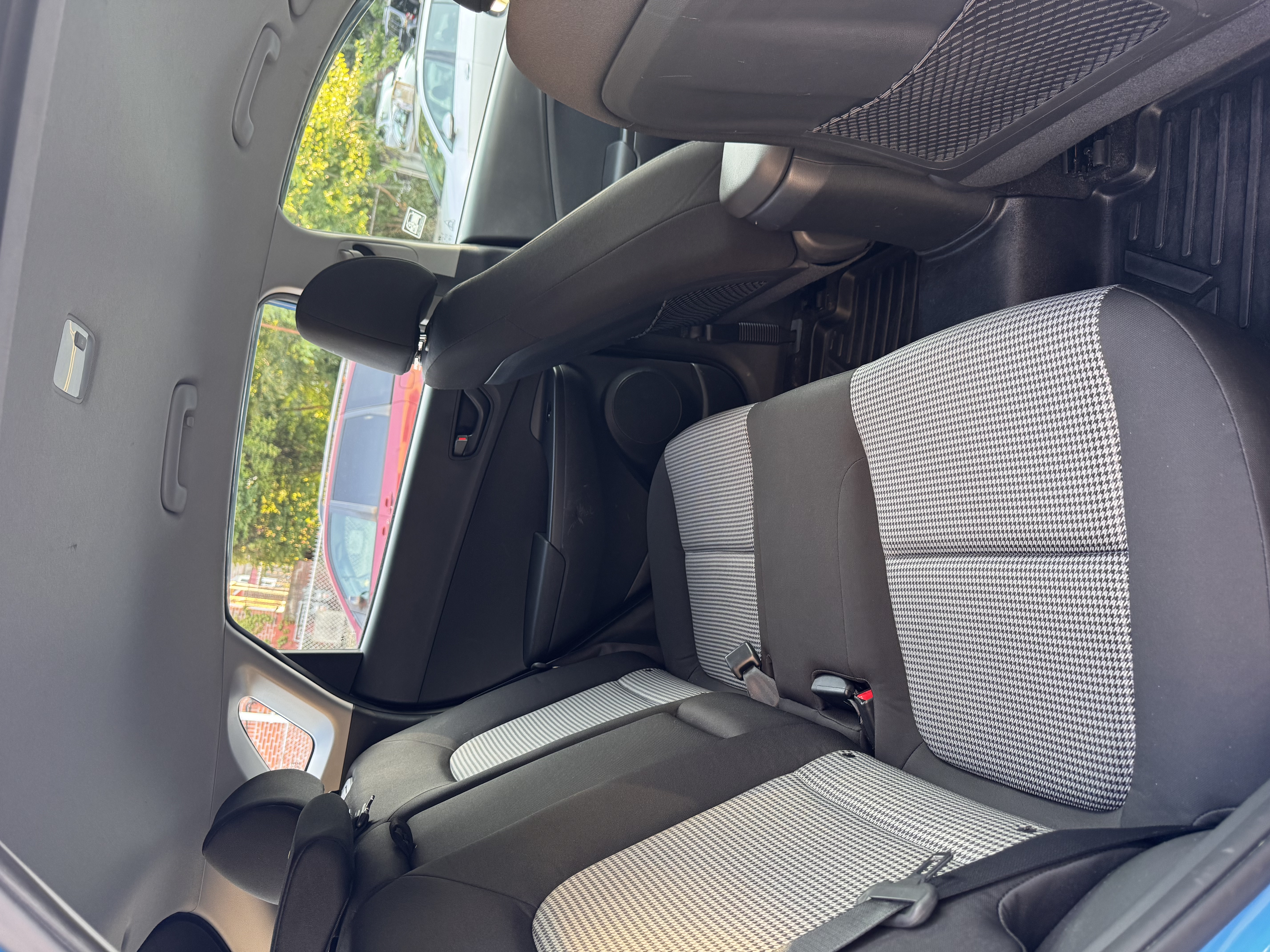 Used 2020 Hyundai Kona SE AWD/4WD image 6