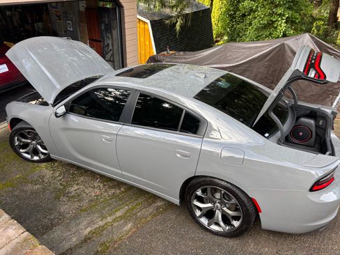 Used 2017 Dodge Charger SXT w/ Plus Group image 1