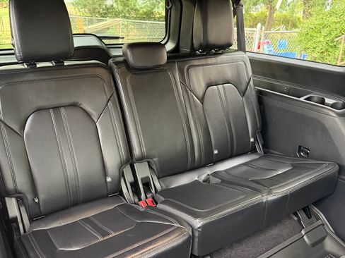 Used 2021 Ford Expedition Max Limited AWD/4WD image 28