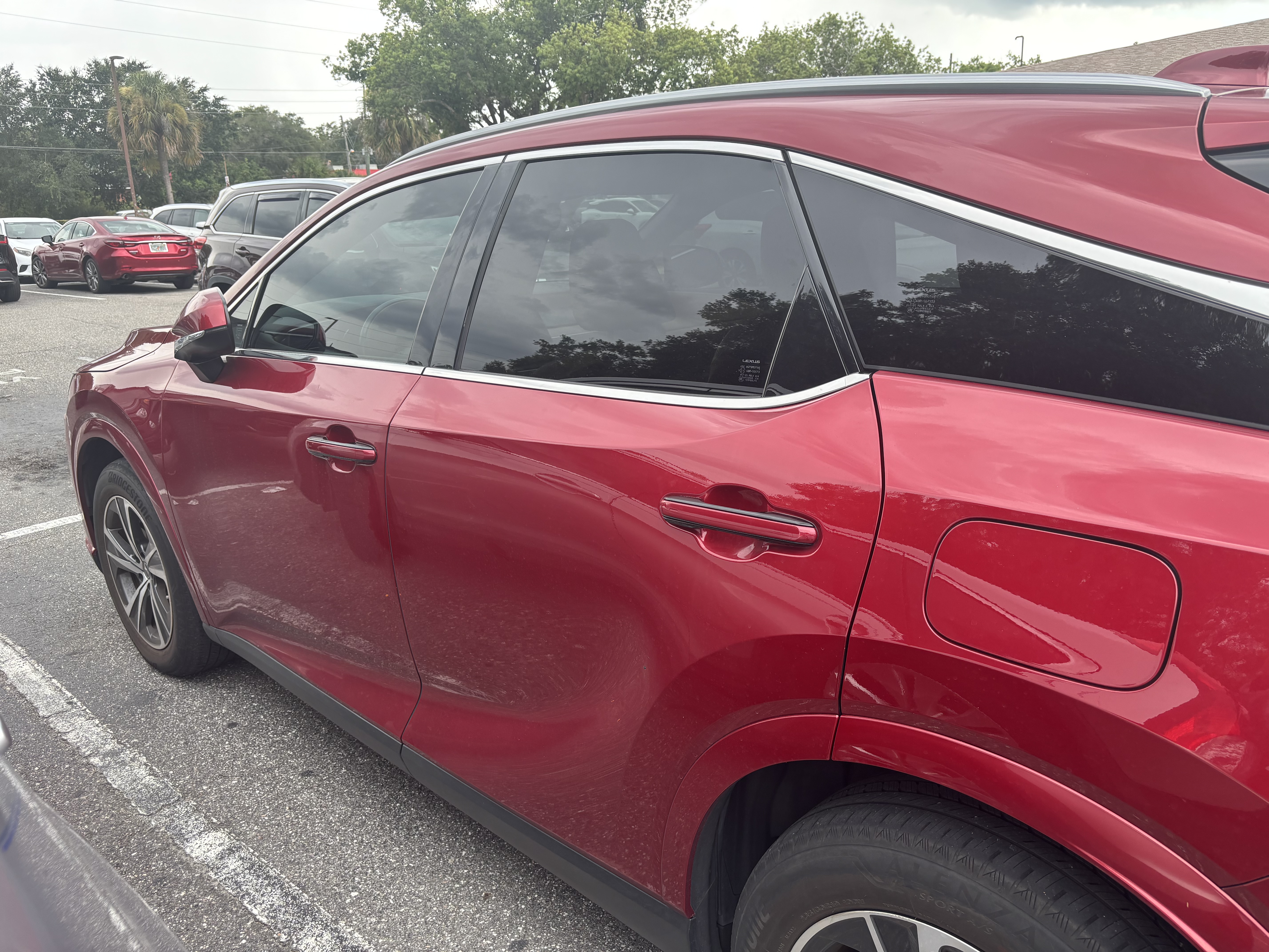 Used 2023 Lexus RX 350 Premium w/ Accessory Package (Z1) FWD image 9