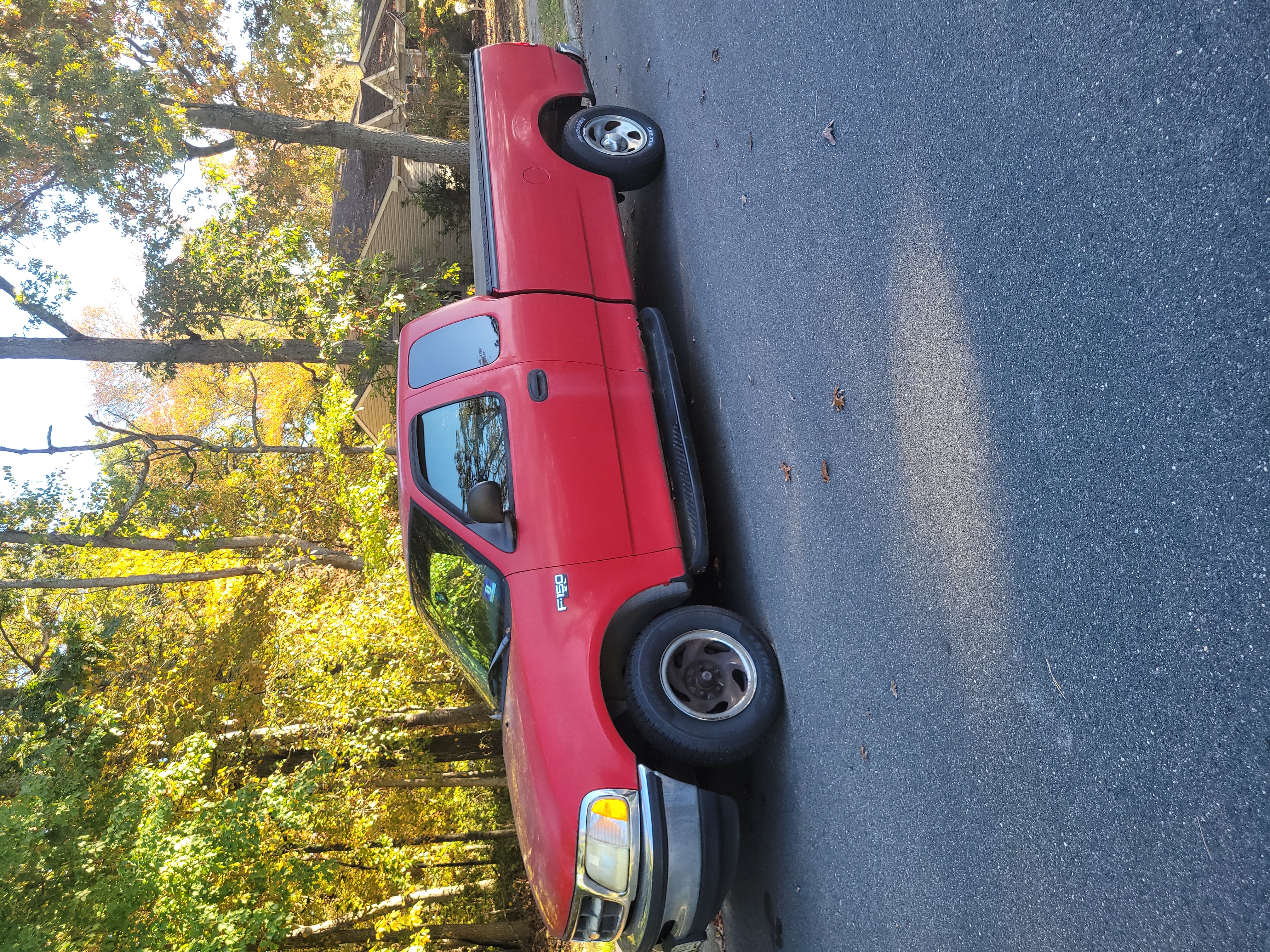 Used 1998 Ford F150 2WD SuperCab image 1