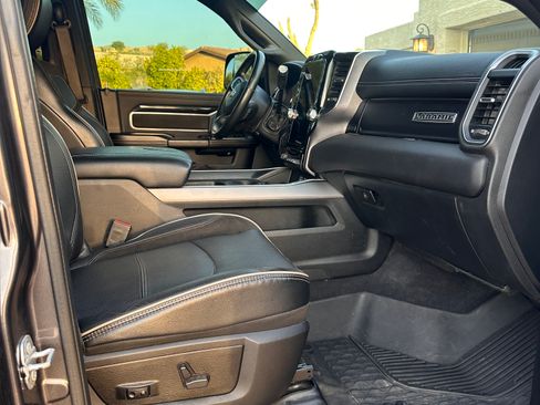 Used 2020 RAM 2500 Laramie w/ Night Edition image 14