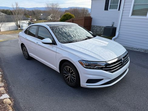 Used 2019 Volkswagen Jetta SE image 20