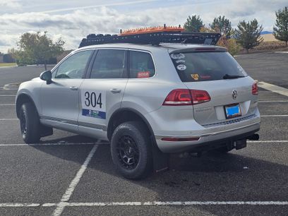 Used 2016 Volkswagen Touareg Sport