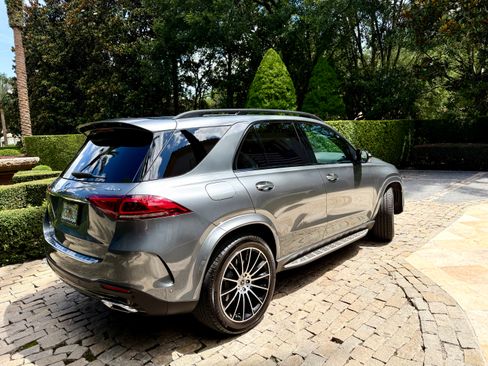 Used 2020 Mercedes-Benz GLE 350 4MATIC image 2