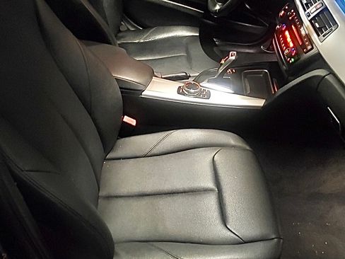 Used 2014 BMW 320i Sedan image 30