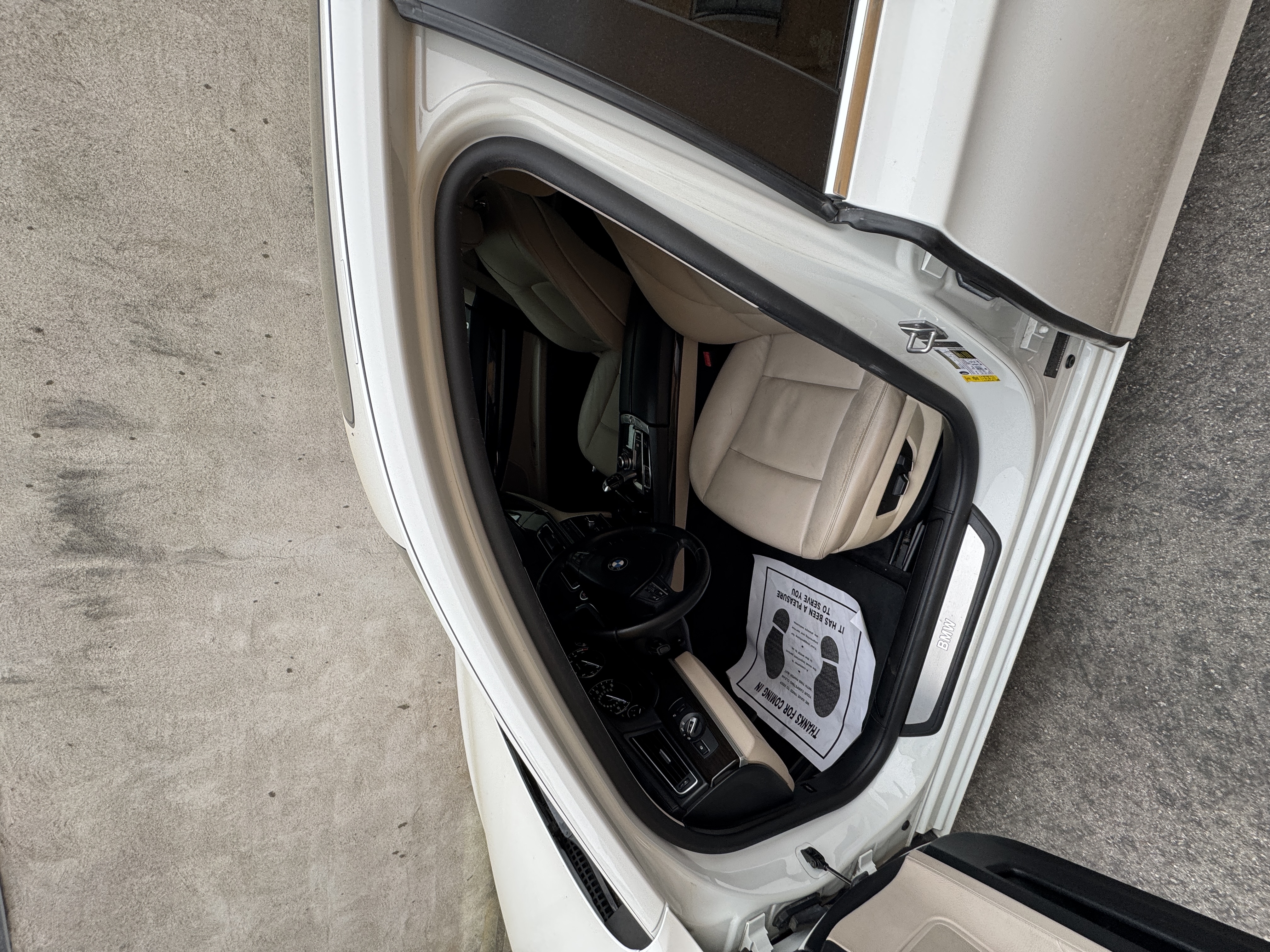 Used 2011 BMW 740i RWD image 6