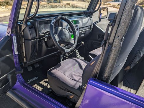 Used 1997 Jeep Wrangler Sport image 6