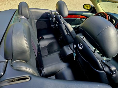 Used 2002 Lexus SC 430 Convertible image 11