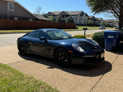 Used 2017 Porsche 911 Carrera image 10