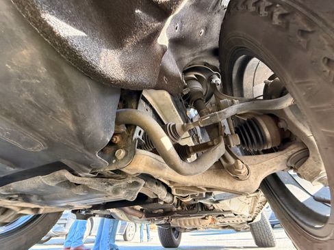 Used 2019 Jeep Grand Cherokee Overland image 11