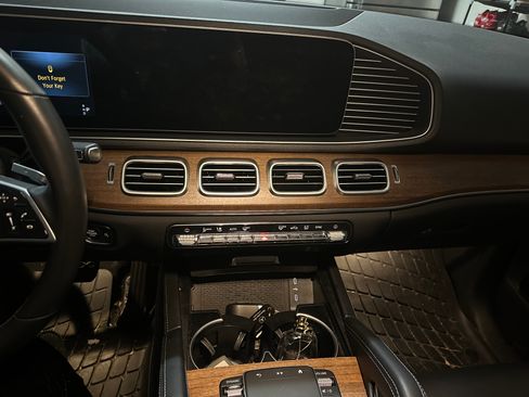 Used 2024 Mercedes-Benz GLE 350 4MATIC image 12