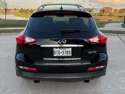 Used 2014 INFINITI QX50 Journey w/ Premium Package image 10