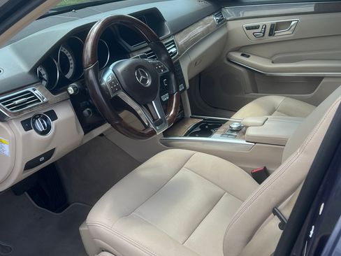 Used 2014 Mercedes-Benz E 350 Sedan image 9