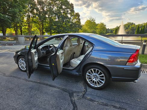 Used 2007 Volvo S60 2.5T image 1