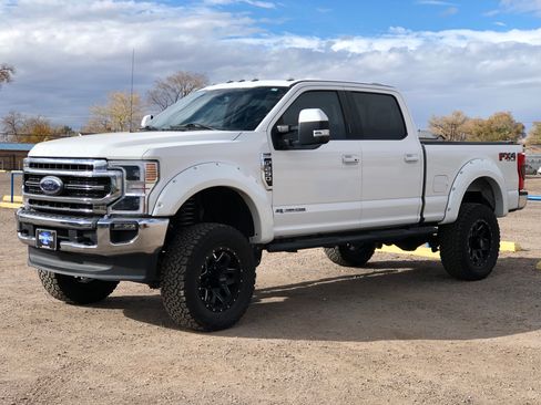 Used 2020 Ford F250 Lariat w/ Lariat Ultimate Package AWD/4WD image 9