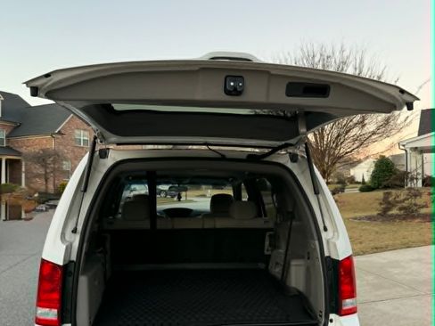 Used 2011 Honda Pilot LX image 18