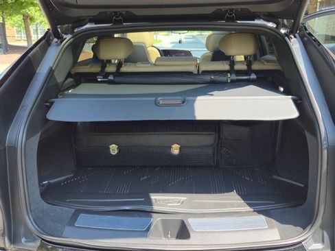 Used 2026 Cadillac Lyriq V image 17