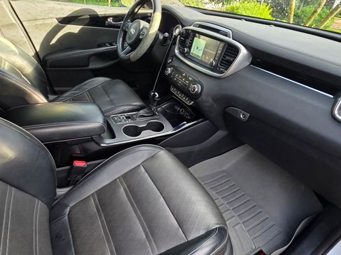 Used 2016 Kia Sorento SX w/ SXL Technology Package image 8