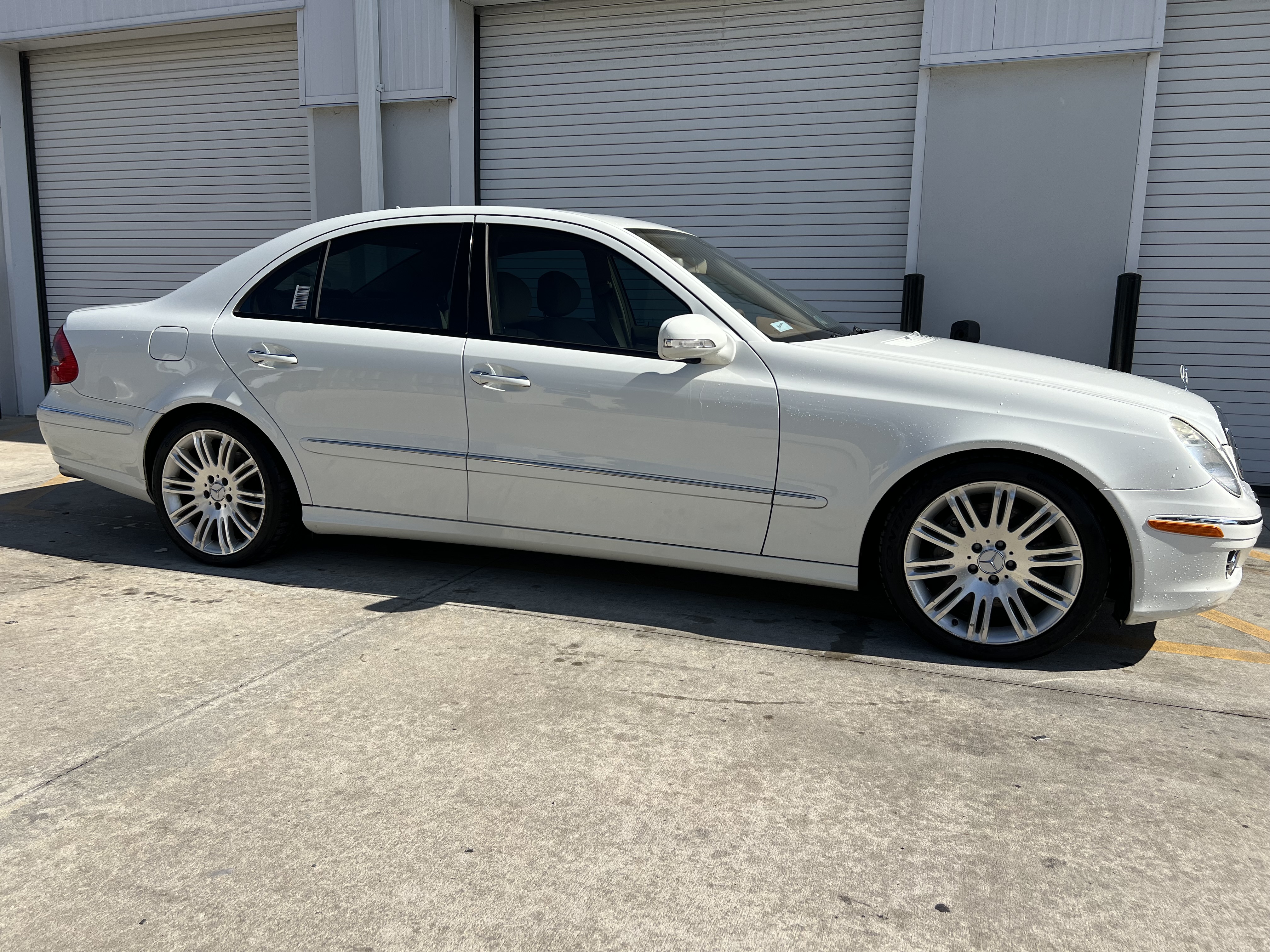 Used 2007 Mercedes-Benz E 350 Sedan image 2