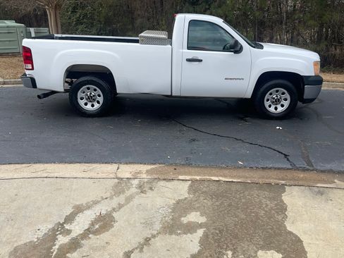 Used 2013 GMC Sierra 1500 W/T image 9