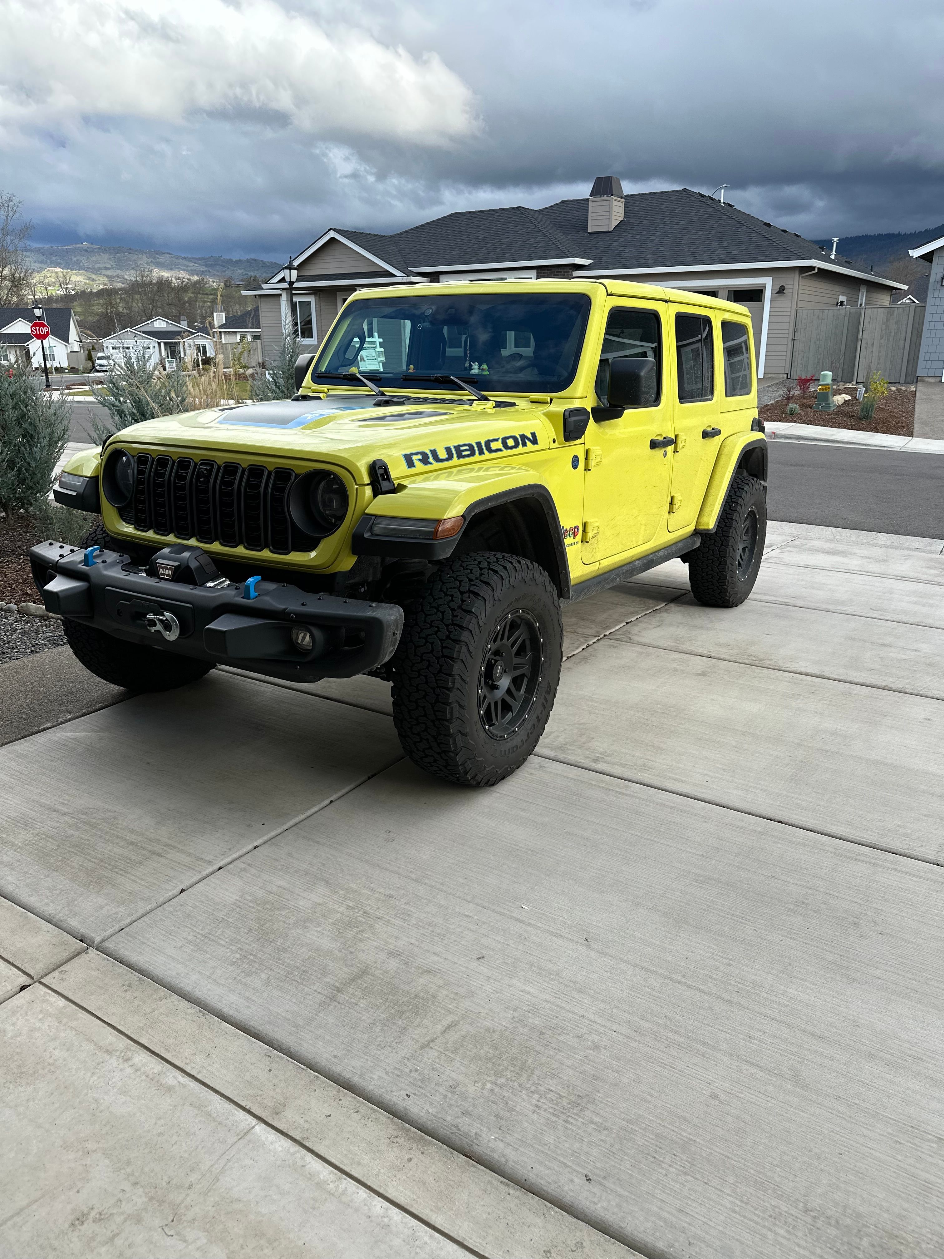 Used 2024 Jeep Wrangler Unlimited Rubicon 4xe AWD/4WD image 1