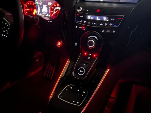 Used 2025 Acura RDX A-Spec image 11