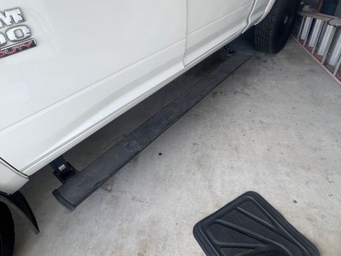 Used 2014 RAM 2500 Laramie AWD/4WD image 16