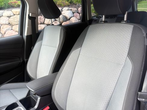 Used 2019 Ford Escape SE AWD/4WD image 9