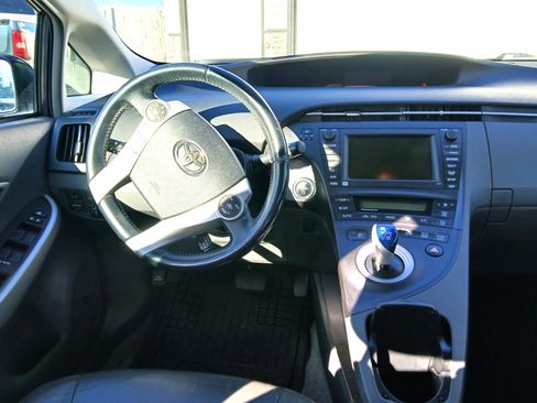 Used 2010 Toyota Prius Five image 14