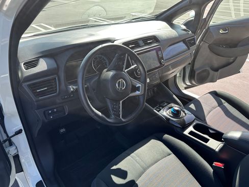 Used 2019 Nissan Leaf SV Plus w/ SV All Weather Package FWD image 13