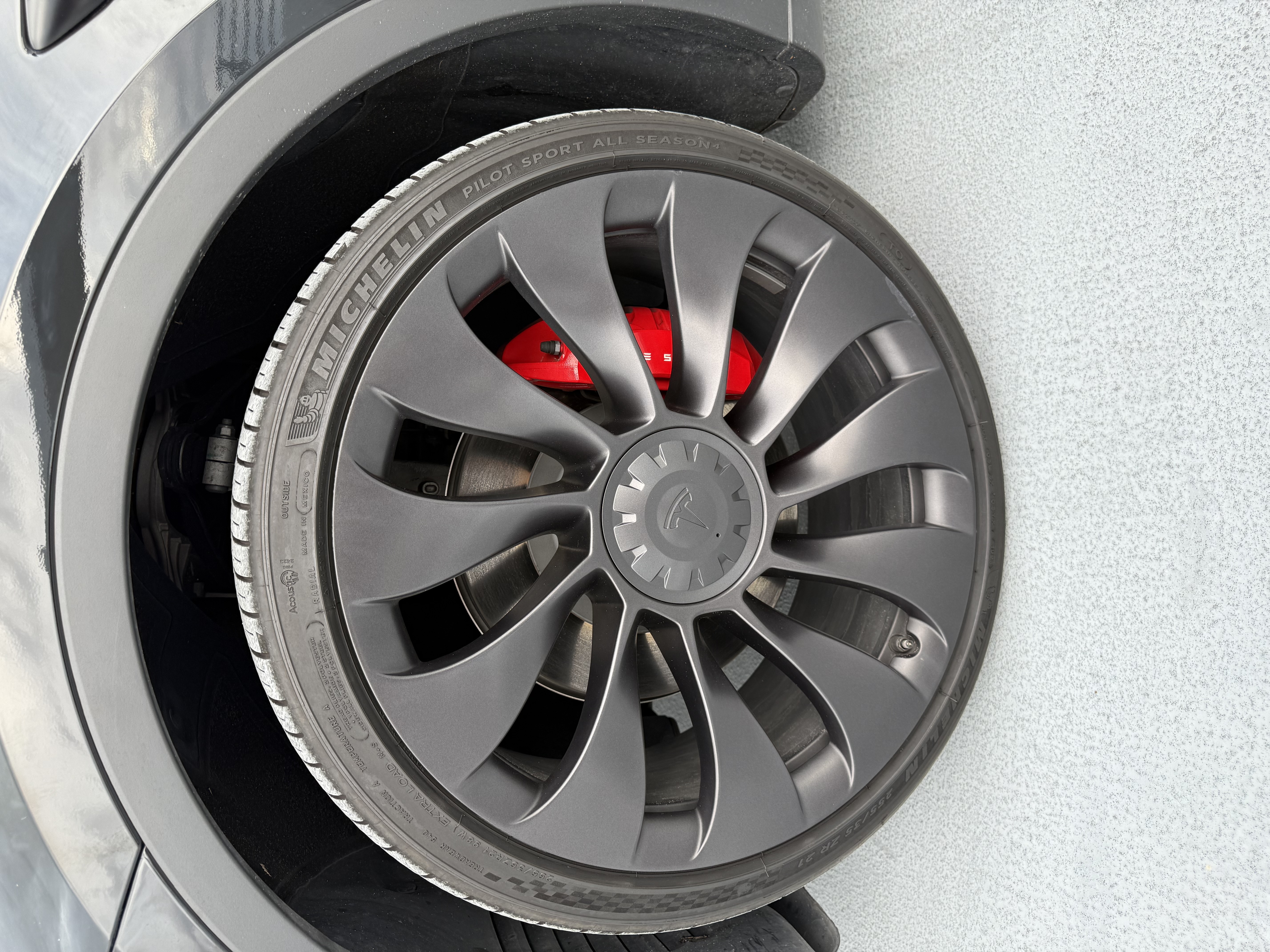 Used 2023 Tesla Model Y Performance AWD/4WD image 19