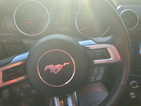 Used 2022 Ford Mustang Coupe image 16