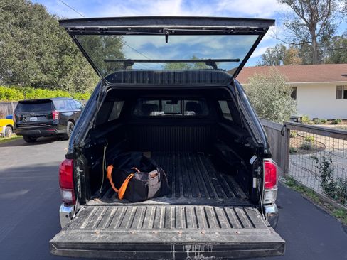 Used 2019 Toyota Tacoma SR5 image 11