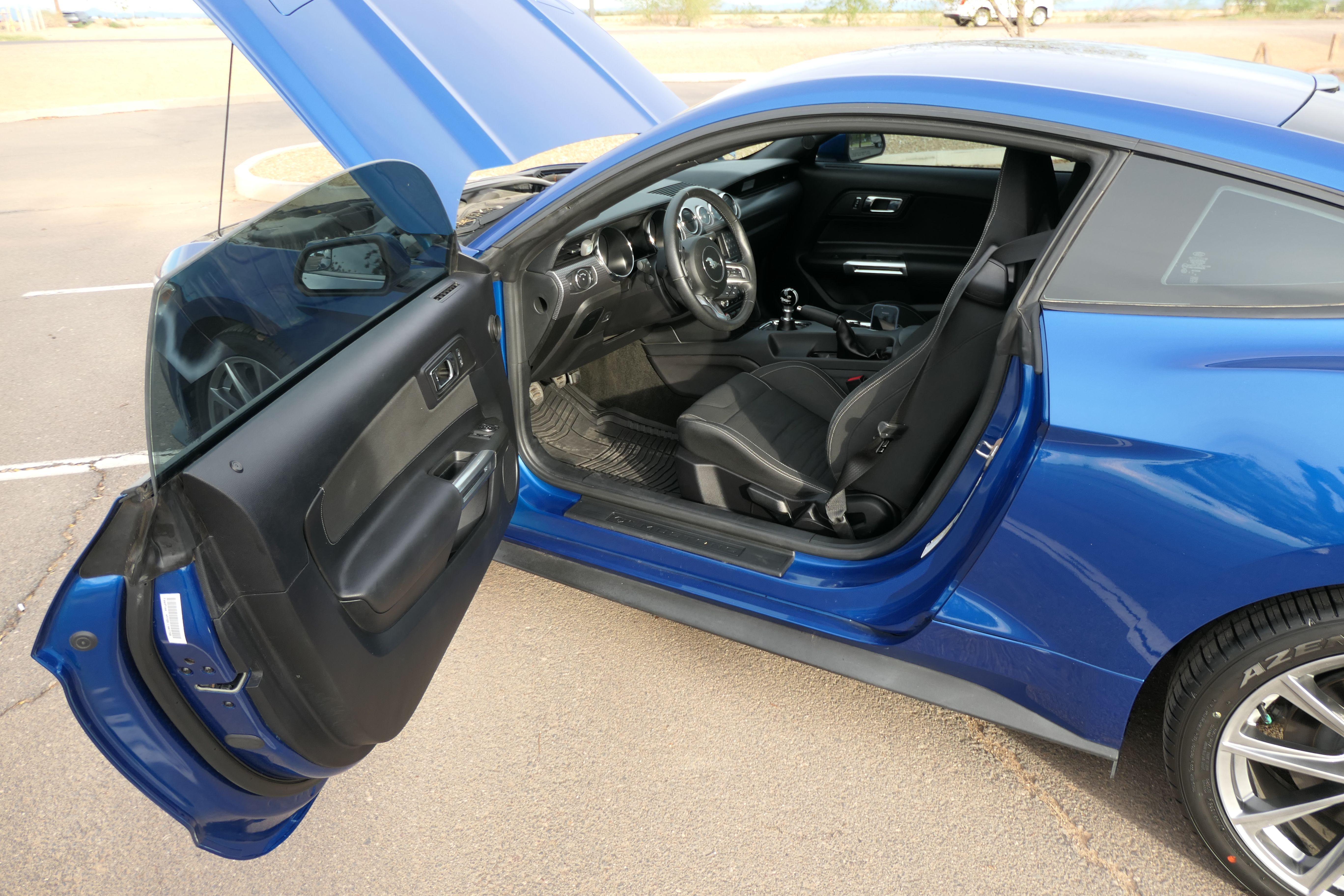 Used 2017 Ford Mustang GT w/ GT Performance Package RWD image 10