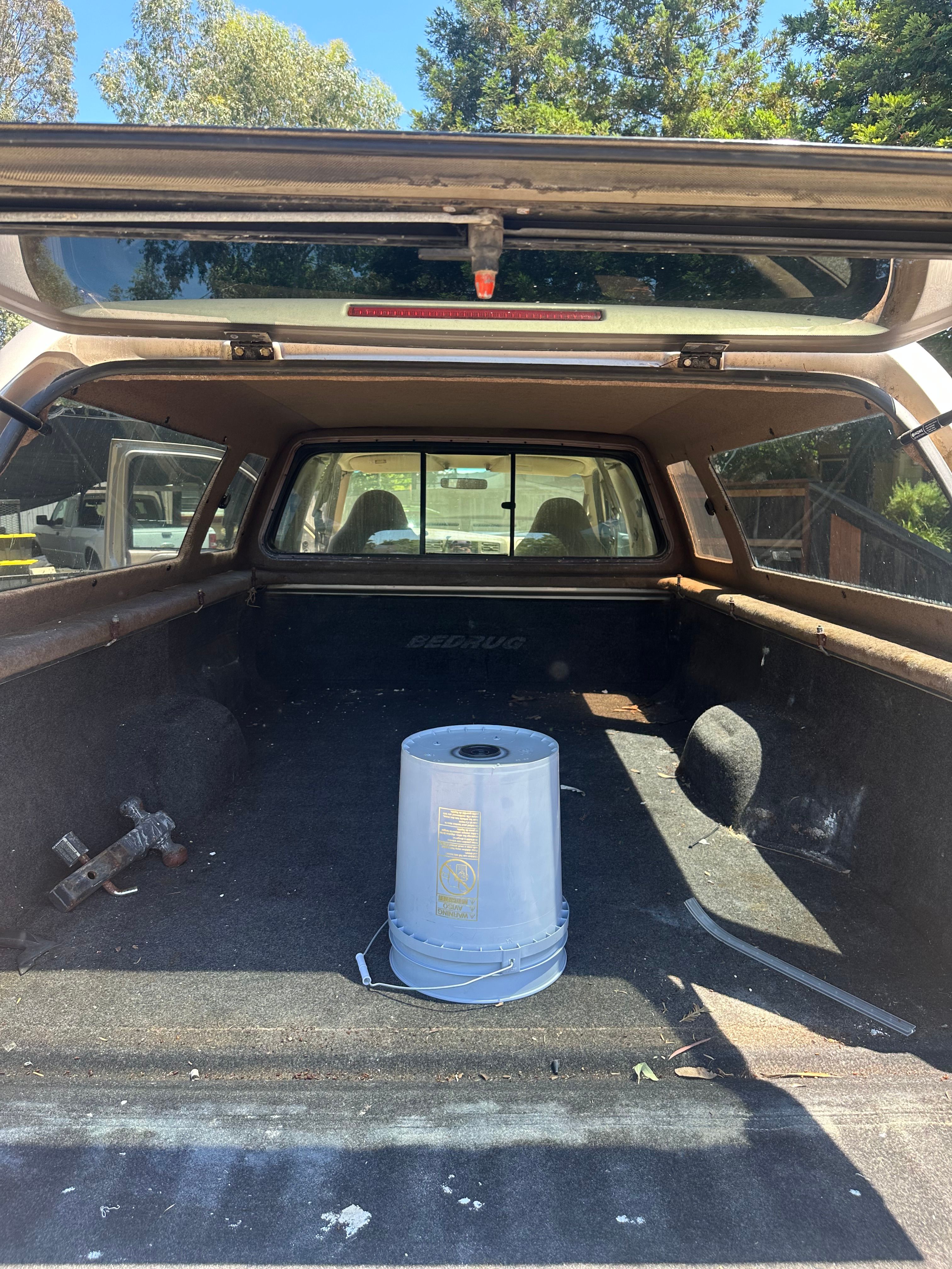 Used 1999 Ford F250 2WD SuperCab Super Duty image 9