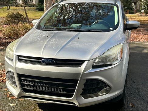 Used 2013 Ford Escape SE image 5