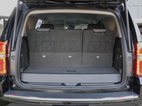 Used 2018 Chevrolet Tahoe Premier RWD image 22