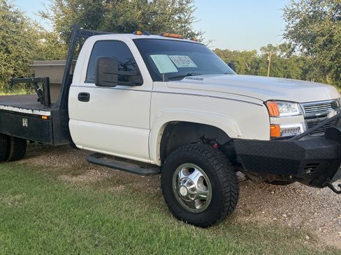 Used 2005 Chevrolet Silverado 3500 LS RWD image 4