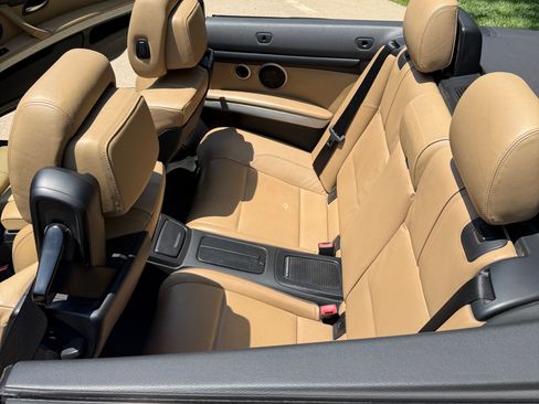 Used 2009 BMW M3 Convertible RWD image 19