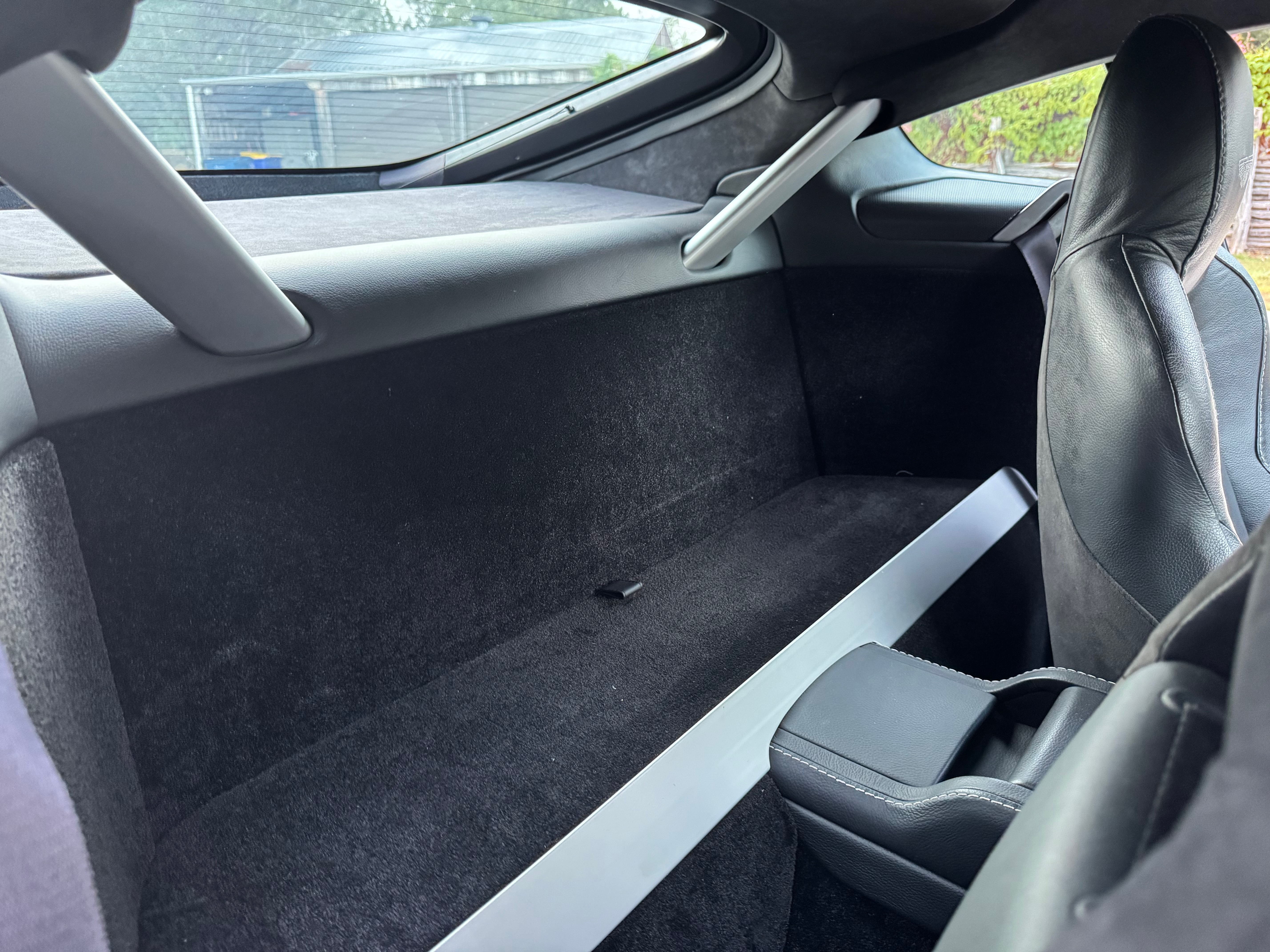 Used 2016 Aston Martin V12 Vantage S RWD image 18