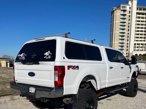 Used 2018 Ford F350 XLT w/ XLT Premium Package image 10