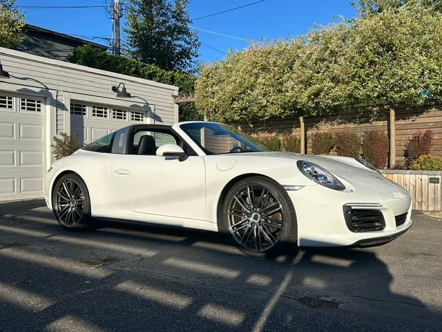 Used 2017 Porsche 911 Targa 4 AWD/4WD image 5