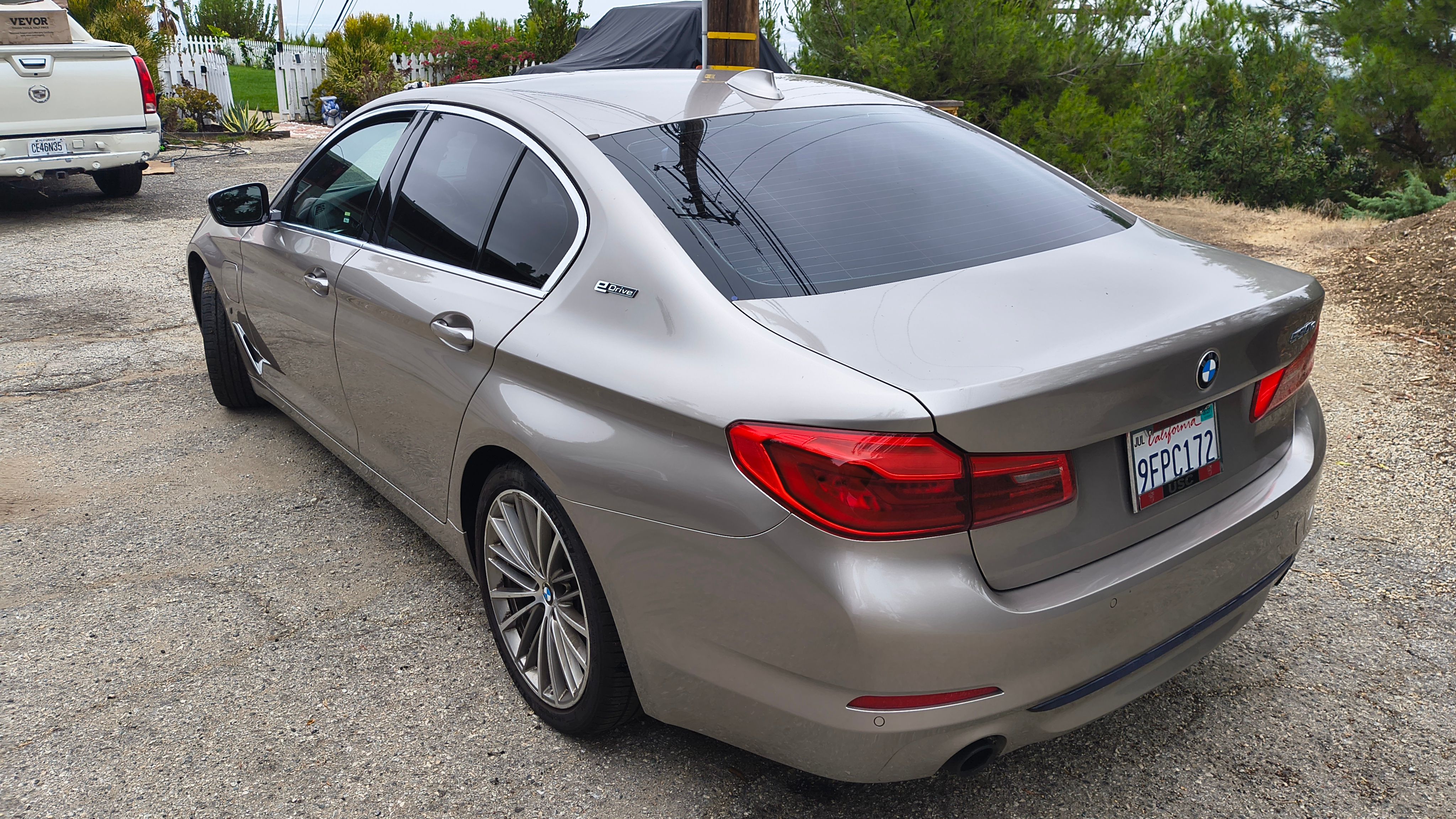 Used 2019 BMW 530e w/ Convenience Package RWD image 10